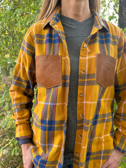 Flannel with Leather Pockets and Collar, size lg